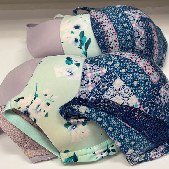 Victoria Secret 2 pack bundle, 36DD - Picture 3 of 5